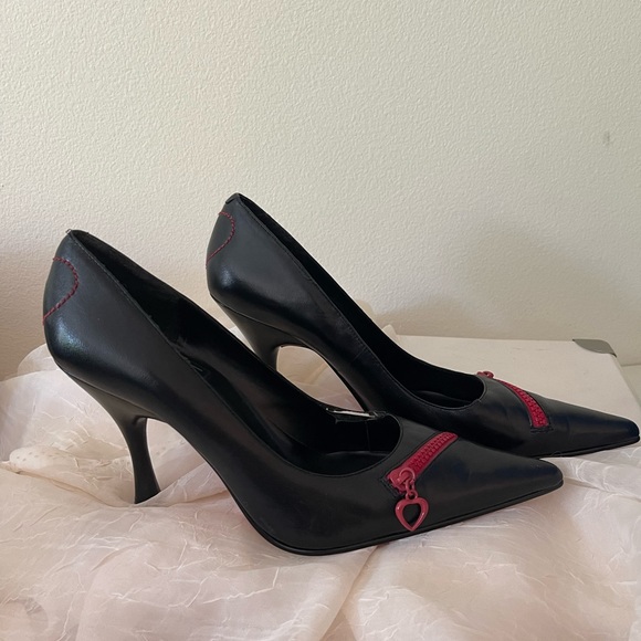Esprit heart detailed heels - Picture 4 of 5